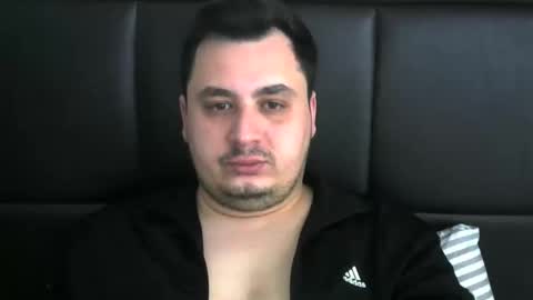 Snapshot of jnsnw chatting on 02/15/26, 01:41 jnsnw online show from 02/15/26, 01:41