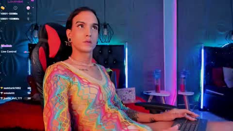 Joa Isaza     online show from 02/27/25, 09:11