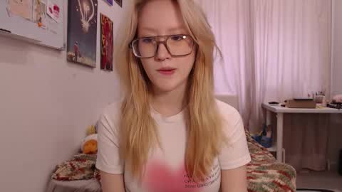 Snapshot of joan_kiss chatting on 09/09/25, 06:02 joan_kiss online show from 09/09/25, 06:02