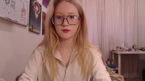 Snapshot of joan_kiss chatting on 10/01/25, 12:55 joan_kiss online show from 10/01/25, 12:55