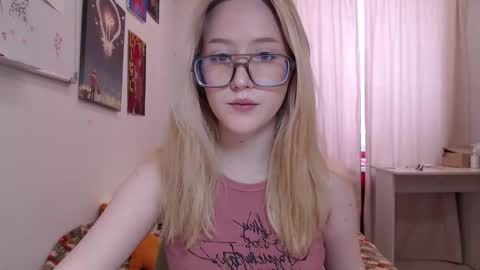 joan_kiss online show from 02/07/26, 06:50