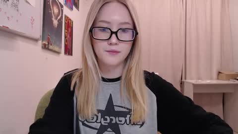 joan_kiss online show from 02/09/26, 01:59