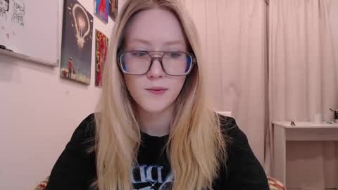 joan_kiss online show from 03/30/26, 05:58