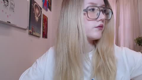 joan_kiss online show from 05/01/26, 08:19