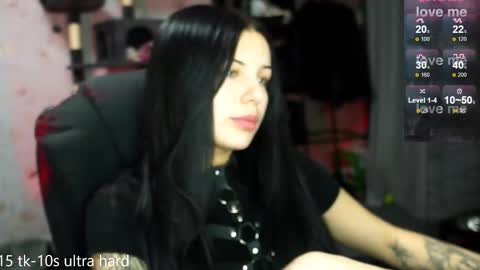 Snapshot of joan_wilson chatting on 12/18/25, 10:38 joan_wilson online show from 12/18/25, 10:38