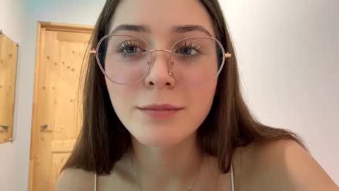 Adel online show from 11/21/25, 11:03