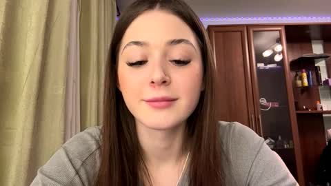 Adel online show from 02/06/26, 07:17