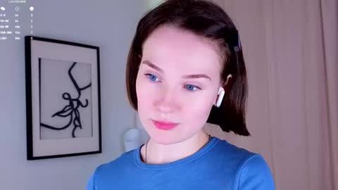 Alice in the country of dreams online show from 10/08/25, 01:47