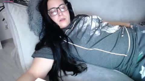 Jo online show from 11/09/25, 05:00