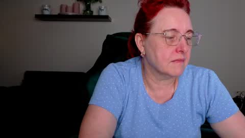 Snapshot of joannaandneighbour chatting on 06/26/26, 06:07 Joanna and Greg online show from 06/26/26, 06:07