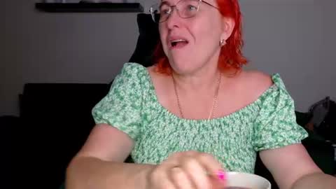 Snapshot of joannaandneighbour chatting on 07/07/26, 09:02 Joanna and Greg online show from 07/07/26, 09:02