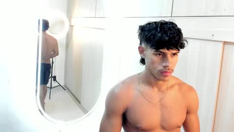 Snapshot of joao_da_silva19 chatting on 05/29/26, 02:04 Joao Da Silva online show from 05/29/26, 02:04