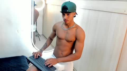 Snapshot of joao_da_silva19 chatting on 06/06/26, 01:27 Joao Da Silva online show from 06/06/26, 01:27