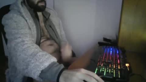 joaodias_18 online show from 02/28/25, 11:34