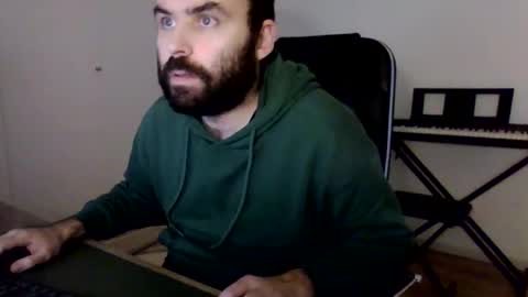 joaodias_18 online show from 02/12/26, 05:52