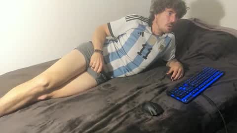 Snapshot of joaquin420_hot chatting on 02/20/26, 06:59 joaquin420_hot online show from 02/20/26, 06:59