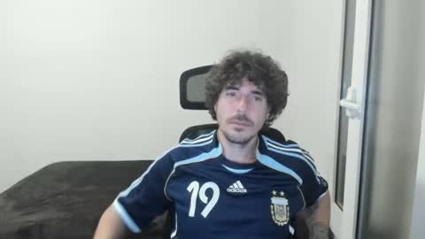 Snapshot of joaquin420_hot chatting on 02/20/26, 10:21 joaquin420_hot online show from 02/20/26, 10:21