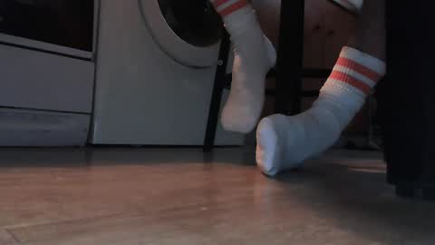 GUILLAUME feet and socks online show from 01/11/25, 08:11