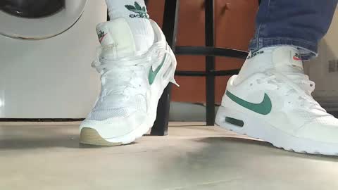 GUILLAUME feet and socks online show from 01/27/25, 10:49