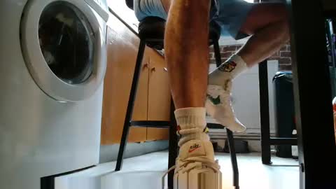 GUILLAUME feet and socks online show from 02/05/25, 01:22