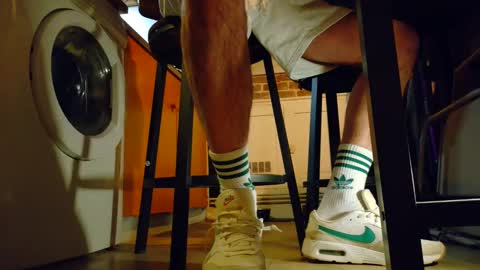 GUILLAUME feet and socks online show from 03/04/25, 07:43