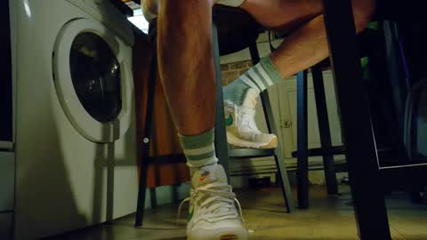 GUILLAUME feet and socks online show from 03/08/25, 08:57