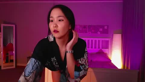 Snapshot of jocelyn_lane chatting on 02/06/25, 03:31 Amina online show from 02/06/25, 03:31