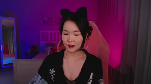 Snapshot of jocelyn_lane chatting on 02/22/25, 12:29 Amina online show from 02/22/25, 12:29