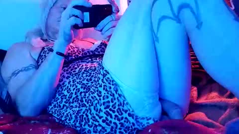 jocelynnuttz online show from 10/27/25, 05:55