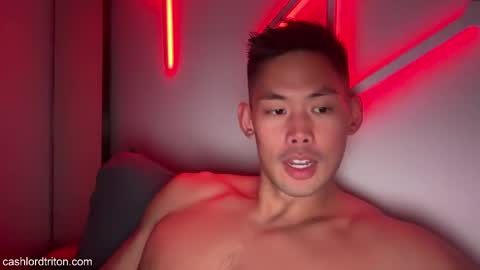 Snapshot of jockb8tor chatting on 03/28/26, 01:54 jockb8tor online show from 03/28/26, 01:54