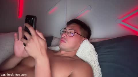 Snapshot of jockb8tor chatting on 04/06/26, 02:51 jockb8tor online show from 04/06/26, 02:51