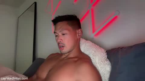 Snapshot of jockb8tor chatting on 04/21/26, 11:18 jockb8tor online show from 04/21/26, 11:18