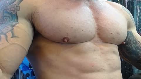 Snapshot of jocobo_hot chatting on 01/03/25, 11:44 jacobo online show from 01/03/25, 11:44