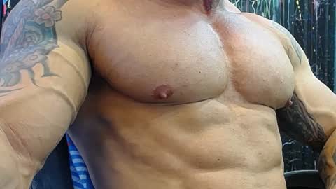 Snapshot of jocobo_hot chatting on 01/12/25, 05:01 jacobo online show from 01/12/25, 05:01