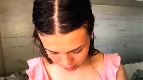 Mila online show from 03/21/26, 08:52