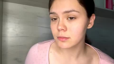 Snapshot of jodeesolarz chatting on 05/11/26, 10:43 Mila online show from 05/11/26, 10:43