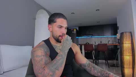 Snapshot of joe_esthetic chatting on 03/27/26, 09:47 joe_esthetic online show from 03/27/26, 09:47