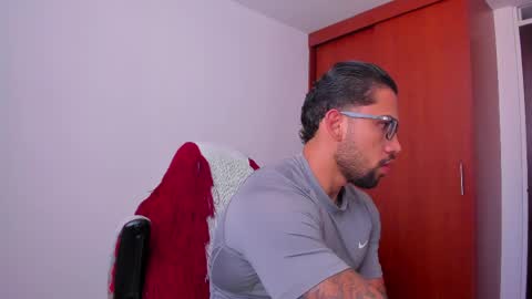 Snapshot of joe_esthetic chatting on 04/14/26, 01:06 joe_esthetic online show from 04/14/26, 01:06