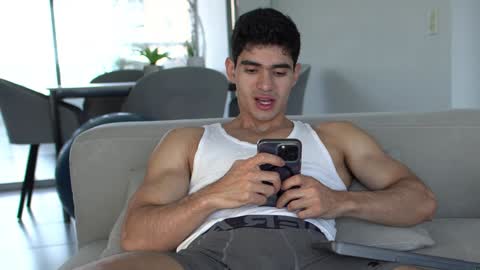 Snapshot of joe_steel1 chatting on 12/09/24, 04:47 joe_steel1 online show from 12/09/24, 04:47