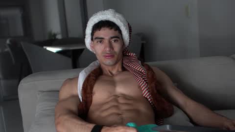 Snapshot of joe_steel1 chatting on 12/22/24, 10:49 joe_steel1 online show from 12/22/24, 10:49