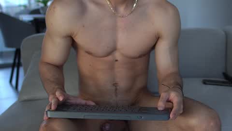 Snapshot of joe_steel1 chatting on 01/08/25, 12:47 joe_steel1 online show from 01/08/25, 12:47