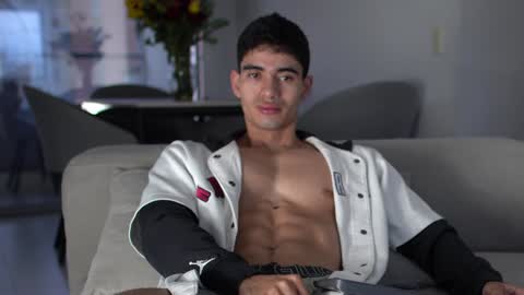 Snapshot of joe_steel1 chatting on 01/14/25, 11:31 joe_steel1 online show from 01/14/25, 11:31