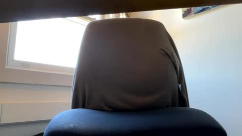 joeblow2525 online show from 09/19/25, 05:13