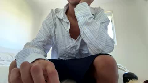 Snapshot of joel28665 chatting on 12/18/25, 05:13 JOEL online show from 12/18/25, 05:13