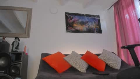 Snapshot of joelandalexa chatting on 10/21/25, 05:35 joelandalexa online show from 10/21/25, 05:35