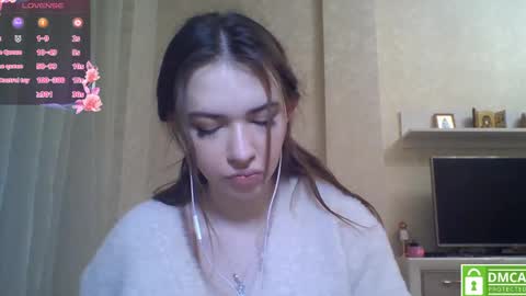 Jennifer online show from 05/19/26, 06:36