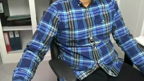 joeshades21 online show from 11/04/25, 10:03