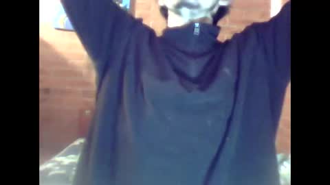 Snapshot of johan70nsexy chatting on 11/04/25, 01:21 johan70nsexy online show from 11/04/25, 01:21