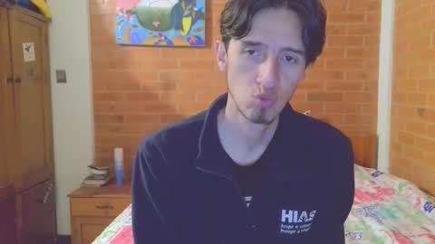 Snapshot of johan70nsexy chatting on 12/01/25, 12:32 johan70nsexy online show from 12/01/25, 12:32