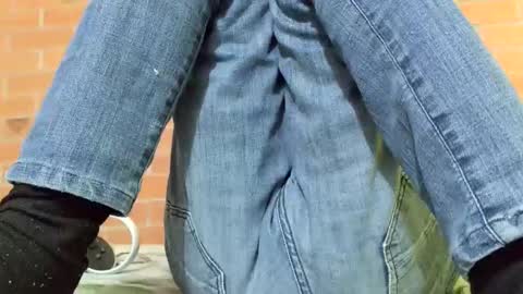 Snapshot of johan70nsexy chatting on 05/16/26, 05:23 johan70nsexy online show from 05/16/26, 05:23